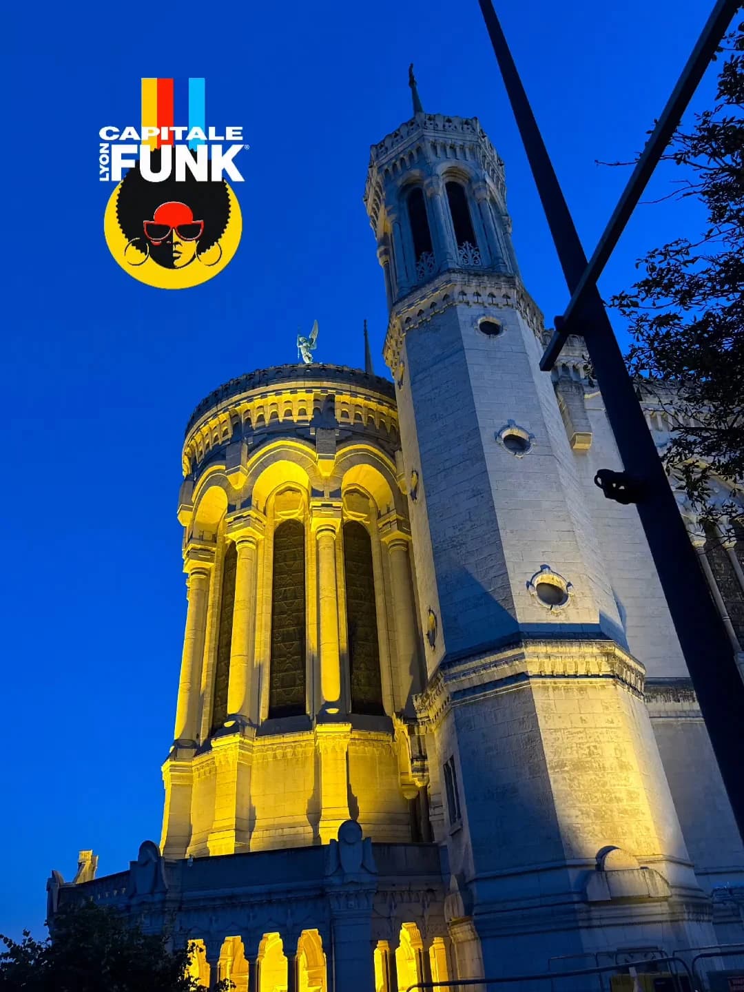 Basilique Notre-Dame de Fourvière à Lyon aux couleurs de Lyon Capitale de la Funk®